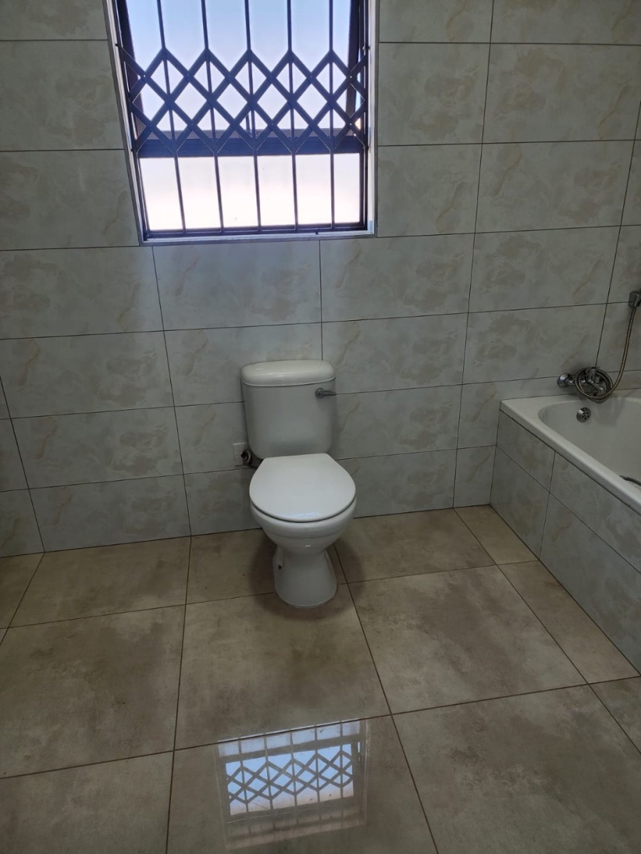 3 Bedroom Property for Sale in Flamwood North West